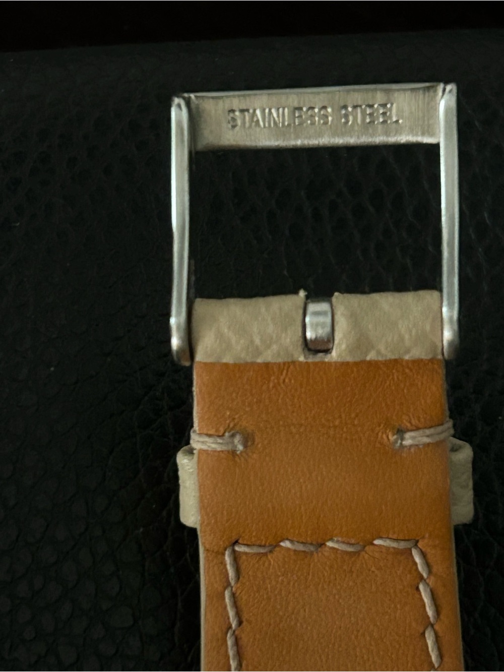 Studio Underd0g “Strawberries n Cream” Wimbledon 39mm watch, unisex. B&P - Picture 9 of 10